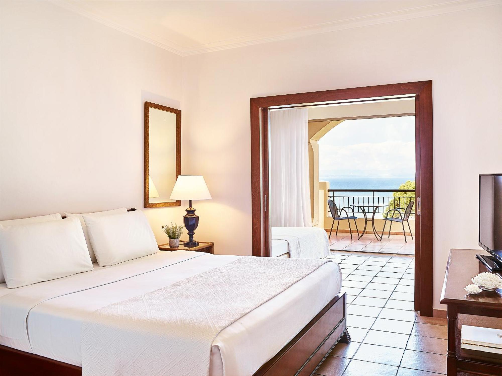 Grecotel Luxme Oasis At Riviera Olympia & Aqua Park Loutra Kyllinis Bagian luar foto