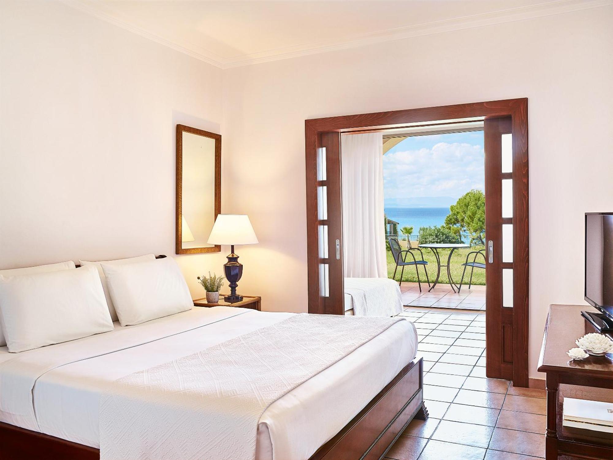 Grecotel Luxme Oasis At Riviera Olympia & Aqua Park Loutra Kyllinis Bagian luar foto