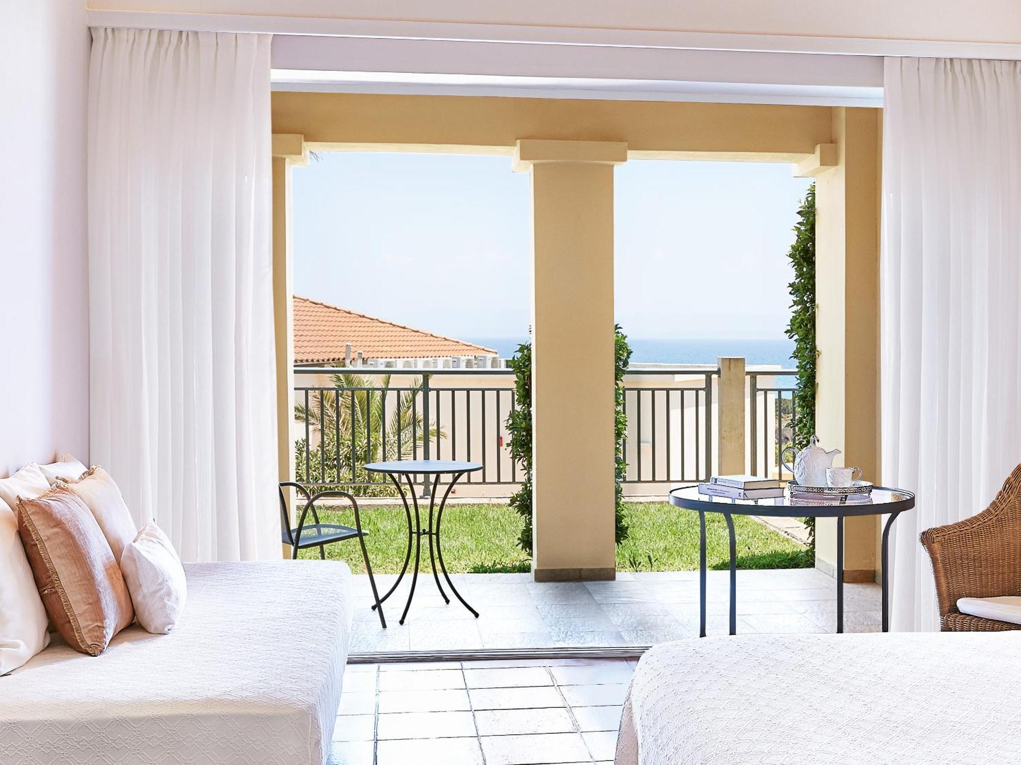 Grecotel Luxme Oasis At Riviera Olympia & Aqua Park Loutra Kyllinis Bagian luar foto