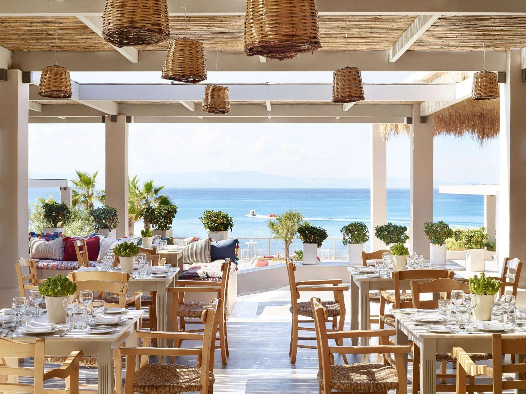 Grecotel Luxme Oasis At Riviera Olympia & Aqua Park Loutra Kyllinis Bagian luar foto
