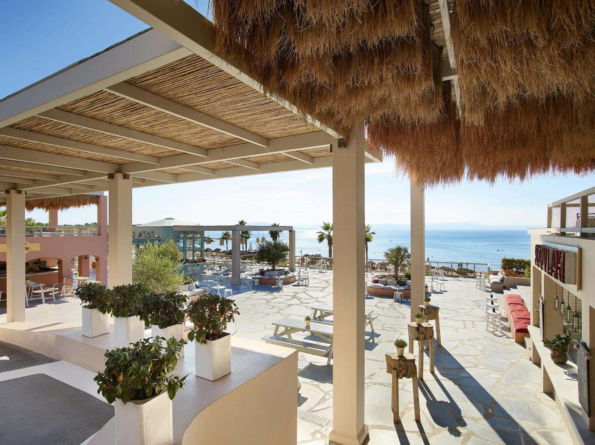 Grecotel Luxme Oasis At Riviera Olympia & Aqua Park Loutra Kyllinis Bagian luar foto